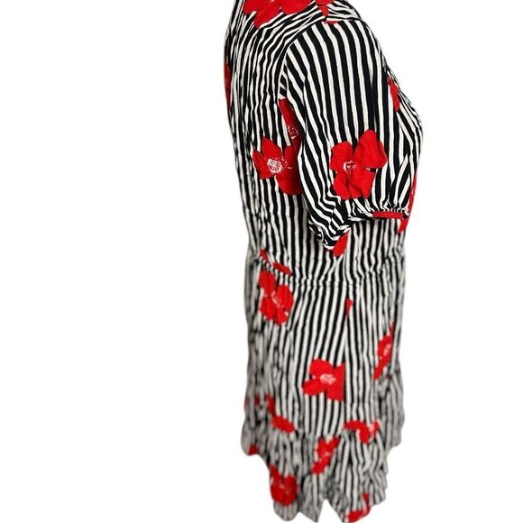 Madewell Ruffle-Wrap Dress in Candied
Orchids Medium 10 - Picture 5 of 13